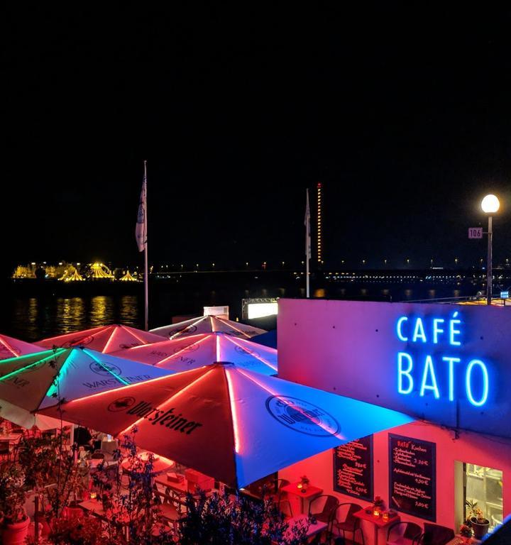 Cafe Bato